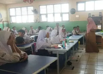 1 Kelas Diisi 72 Siswa, Over Kuota PPDB Tangsel Diadukan ke Nadiem
