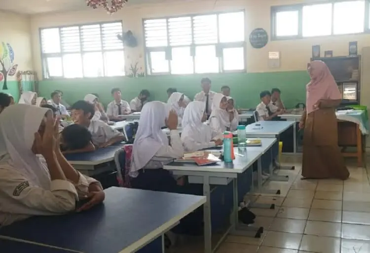1 Kelas Diisi 72 Siswa, Over Kuota PPDB Tangsel Diadukan ke Nadiem
