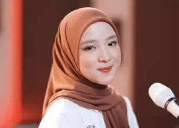 Lirik Lagu Sholawat Nabi Putra Abdullah-Nissa Sabyan