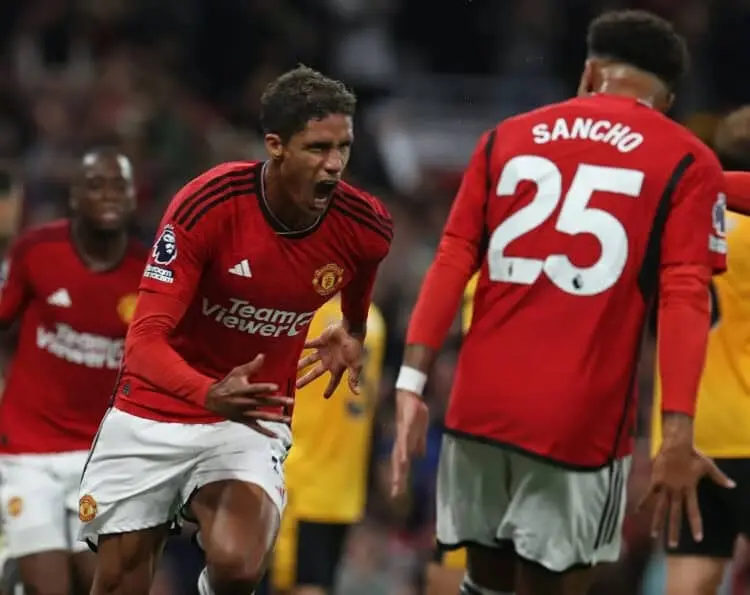 Manchester United Lolos dari Terkaman Serigala