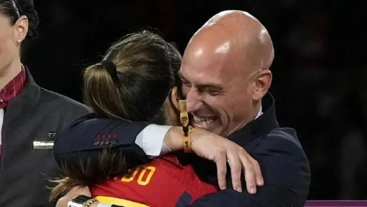 FIFA Sanksi Presiden Federasi Spanyol