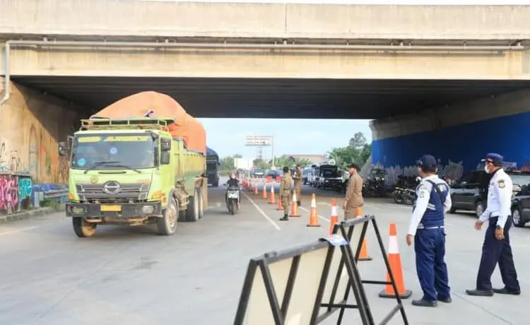 Dukung KTT ASEAN, Dishub Kota Tangerang Atur Mobilitas Truk Bermuatan Tanah