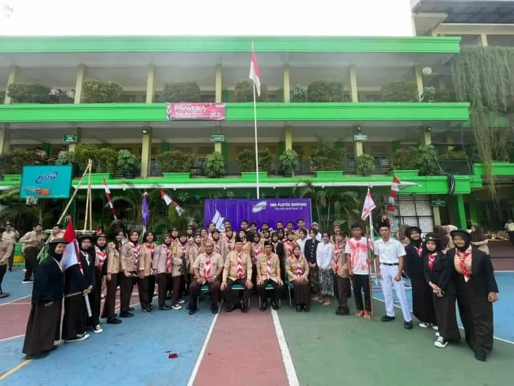 Peringati Hari Pramuka Ke 62, Ratusan Siswa SMK Pustek Serpong Ikuti Upacara