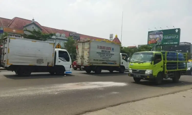 Hindari Jalan Berlubang, Guru di Tangsel Tewas Terlindas Dump Truk