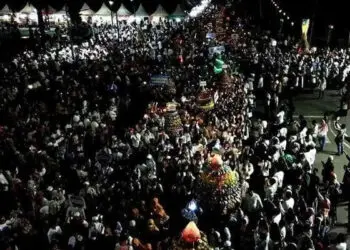Meriah Jasa, Pawai Obor Elektrik Jadi Pembuka Festival Maulid Kota Tangerang 2023