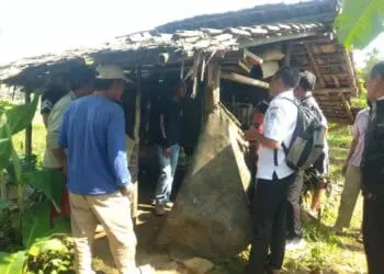 Lokasi temuan bayi, yang menghebohkan warga Desa Curug Lemo, Kecamatan Mandalawangi, Kabupaten Pandeglang, Rabu (6/9/2023). (FAHRIE/SATELITNEWS COM)