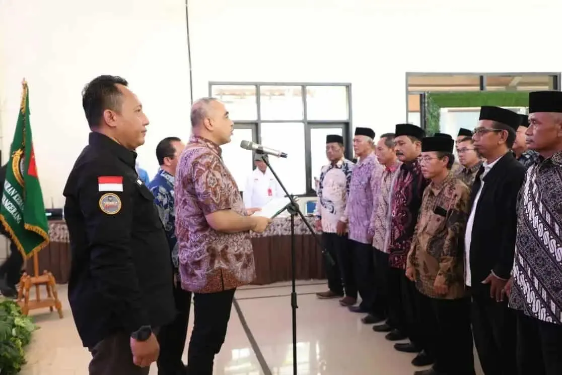 Bupati Tangerang Kukuhkan Pengurus FPK Kecamatan se-Kabupaten Tangerang Bupati Tangerang Kukuhkan Pengurus FPK Kecamatan se-Kabupaten Tangerang