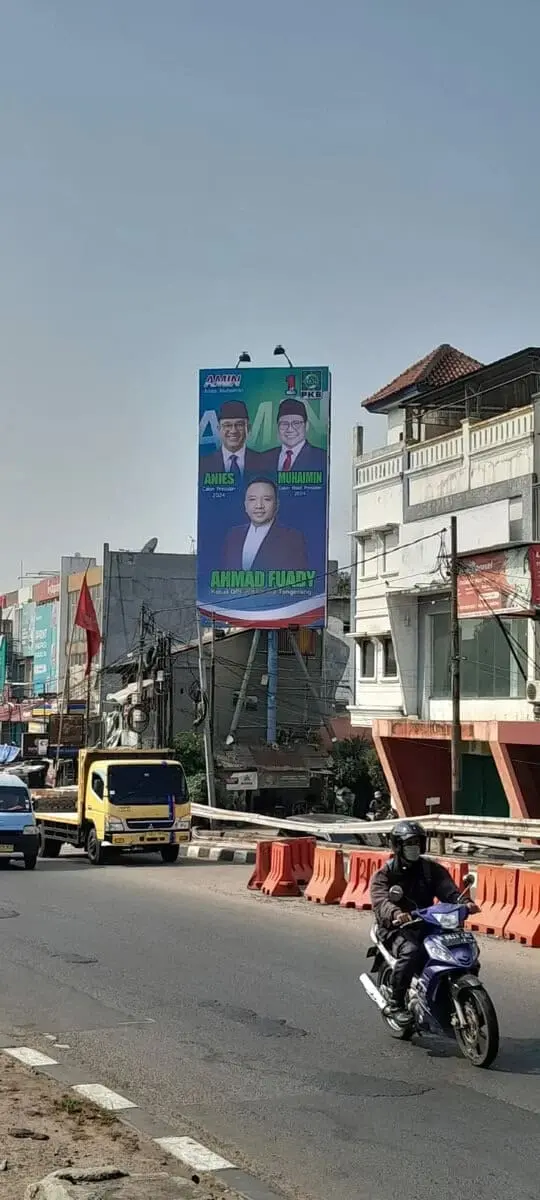 DPC PKB Kota Tangerang Sosialisasikan Pasangan Amin Lewat Baliho Besar