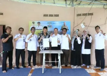 Disdukcapil Kabupaten Serang, melakukan kerjasama dengan objek wisata kolam renang terkait pemanfaatan KIA. (ISTIMEWA)