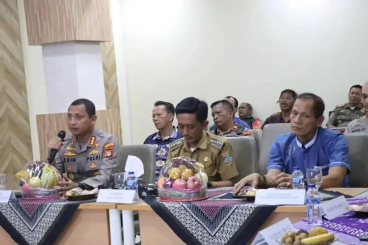 Jaga Kondusifitas Pilkades, Polres Metro Tangerang Kota Gelar Rapat Koordinasi di Desa Tanjung Burung