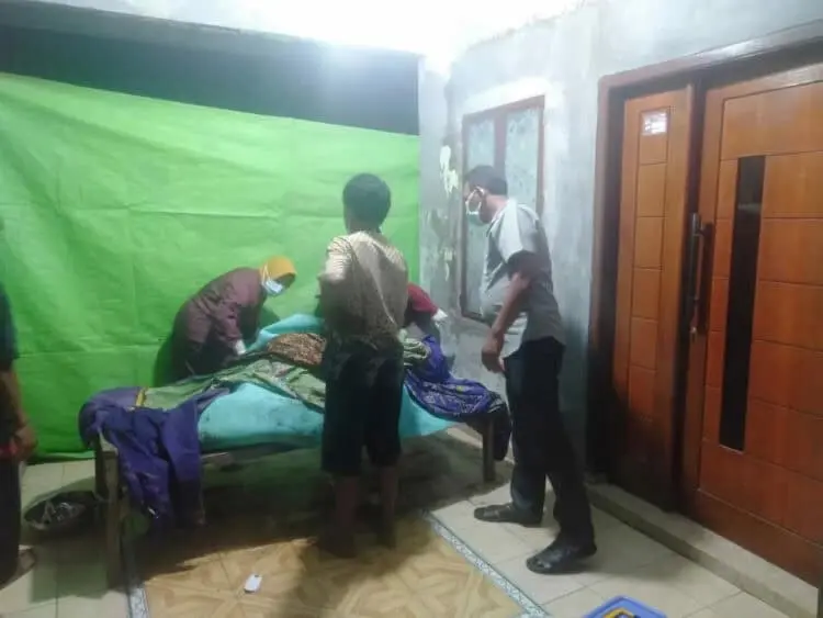 Mayat Pria Renta Ditemukan Mengambang di Sungai Ciujung Serang