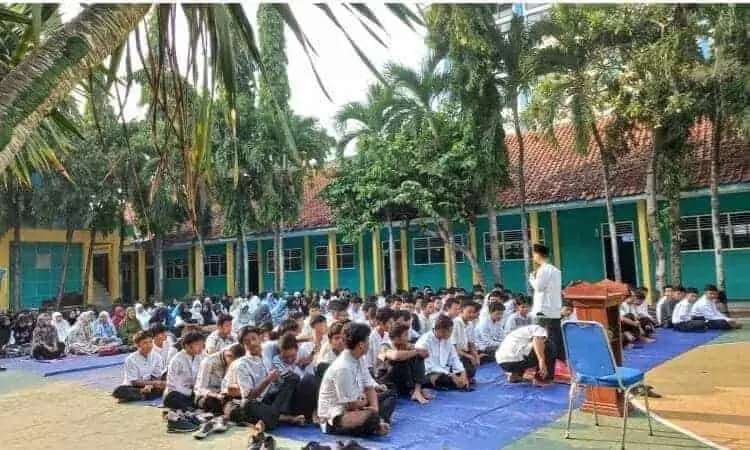 SMK Al Husna Gelar Salat Istisqa Untuk Memohon Diturunkan Hujan