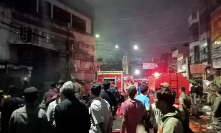 Kawasan Pasar Lama Tangerang Kebakaran, 8 Ruko Dilalap Sijago Merah