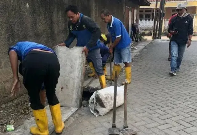 Cegah Penyakit Musim Kemarau, Masyarakat Kota Tangerang Diajak Bersihkan Lingkungan
