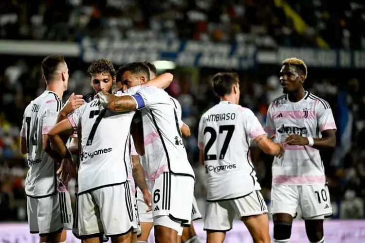 Allegri: Juventus Bukan Kandidat Scudetto
