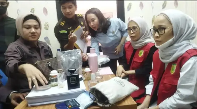 Tersangka Kasus Penipuan Rihana-Rihani Dilimpahkan ke Kejari Tangsel
