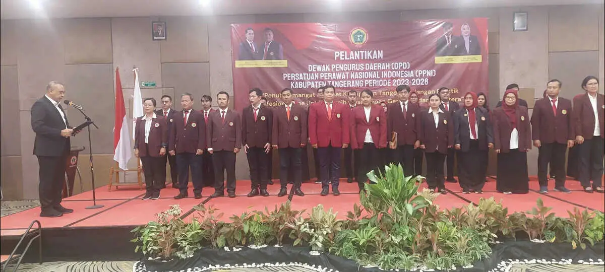 Bupati Tangerang Kukuhkan Pengurus DPD PPNI Kabupaten Tangerang Bupati Tangerang Kukuhkan Pengurus DPD PPNI Kabupaten Tangerang