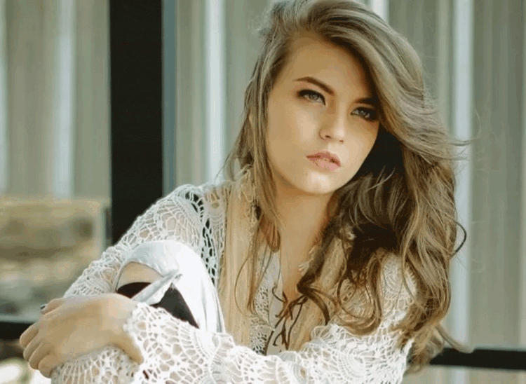 Kuasai 17 Bahasa, Seleb Tiktok Andrea Henriette: Caranya Simple