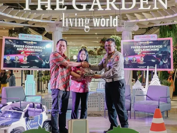 Toys Kingdom Gandeng Korlantas Luncurkan Mobil Polisi Anak