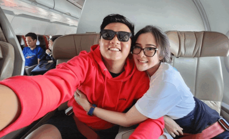 Denny Caknan Umumkan Kehamilan Sang Istri Bella Bonita