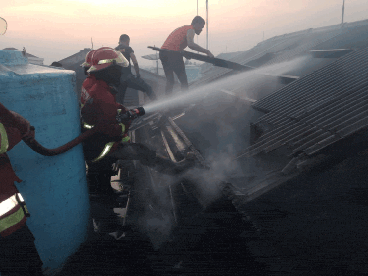 Asrama Brimob Pamulang Terbakar, Diduga Akibat Korsleting Listrik