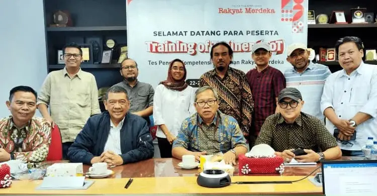 Era Digitalisasi Titik Balik Bisnis Media Cetak