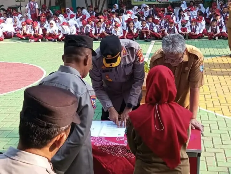 Cegah Perundungan, Kapolres Pondok Aren Minta Pelajar Tak Saling Ejek