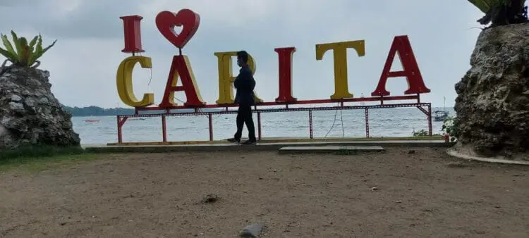 Pantai Carita, salah satu lokasi wisata favorit di Kabupaten Pandeglang. (ISTIMEWA)