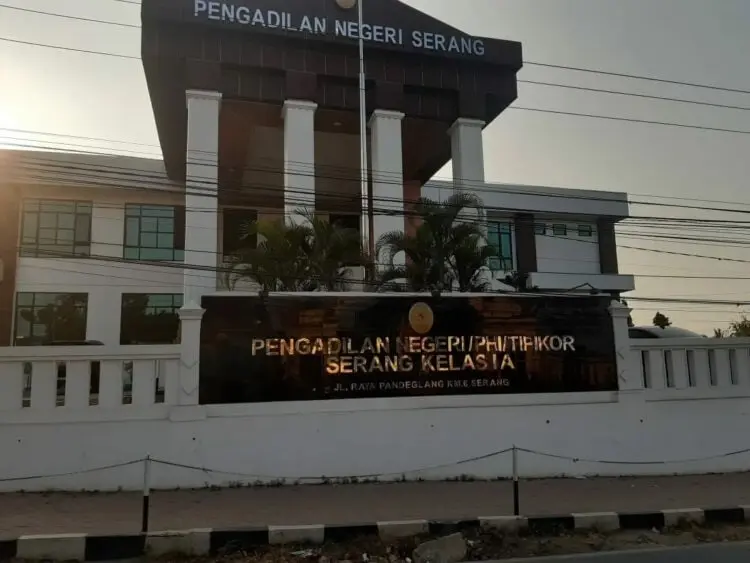 Terdakwa Korupsi Bank Banten Rp61 Miliar : Tuntutan 9 Tahun, Vonis 3 Tahun
