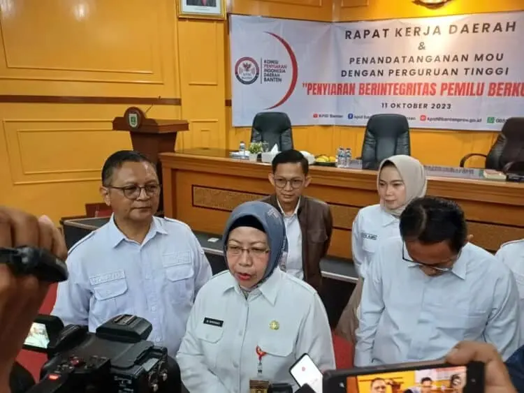 Pj Sekda Provinsi Banten Virgojanti. (LUTHFI/SATELITNEWS.COM)