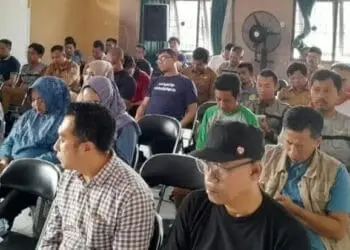 Puluhan pegawai DPKP Kabupaten Pandeglang, mendengarkan arahan antisipasi Puso. (ISTIMEWA)