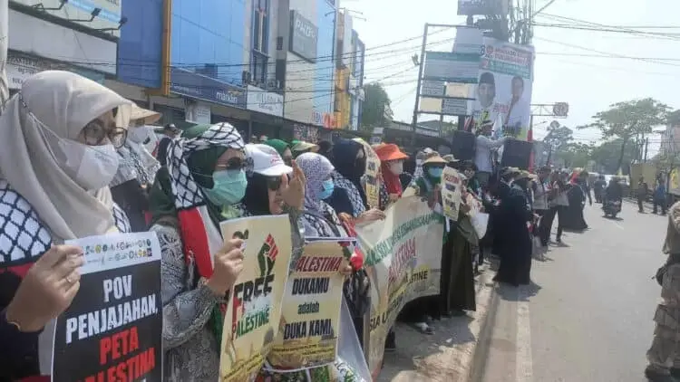 Aliansi Masyarakat Kota Tangerang Peduli Palestina Gelar Aksi Solidaritas Kemanusiaan