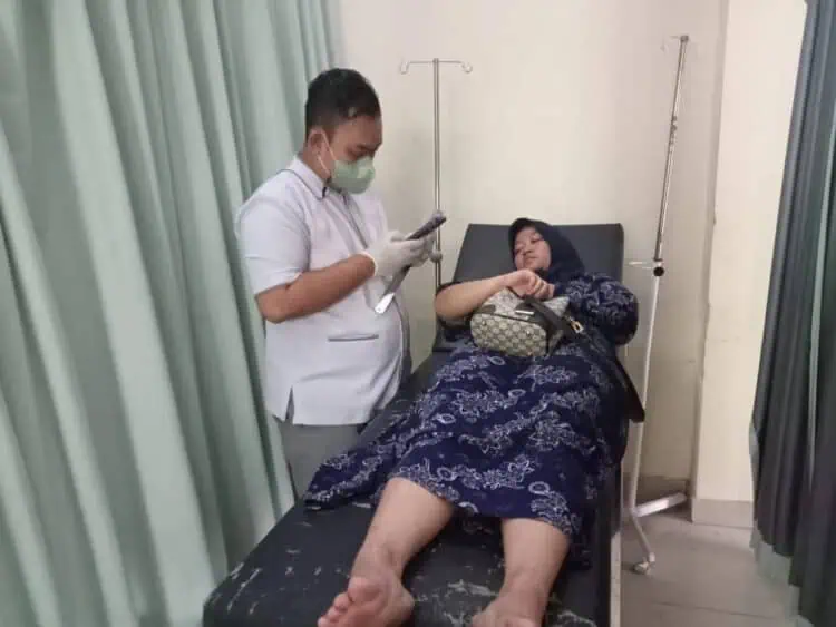 Tersinggung Dinasihati, Suami di Cisoka Aniaya Istri Pakai Balok