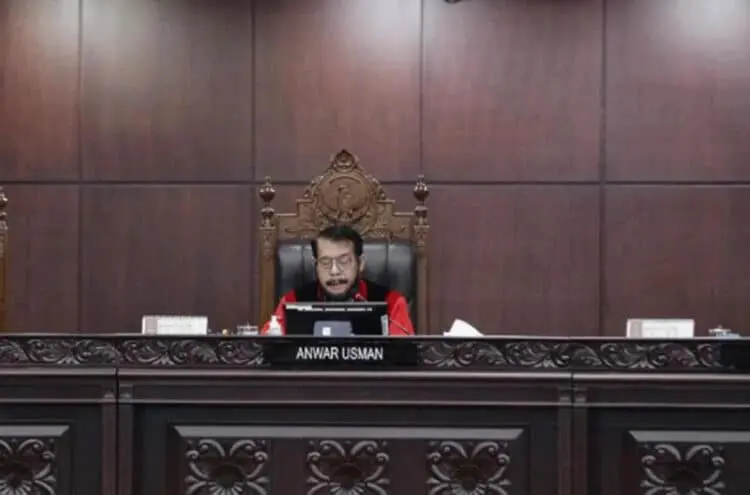 Tok! MK Tolak Turunkan Usia Capres Jadi 35 Tahun