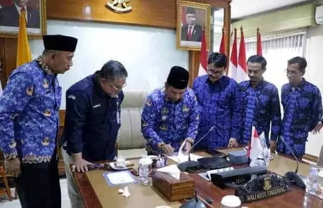 Pemkot Tangerang Serahkan Hibah Pilkada Kota Tangerang 2024
