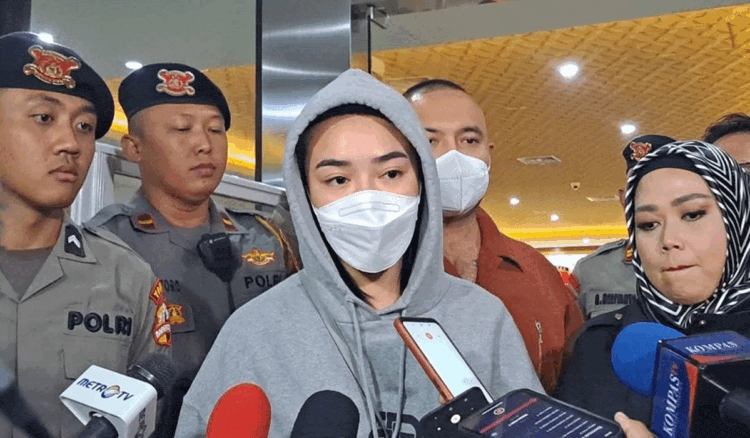Amanda Manopo Dicecar 34 Pertanyaan Terkait Dugaan Promosi Judi Online