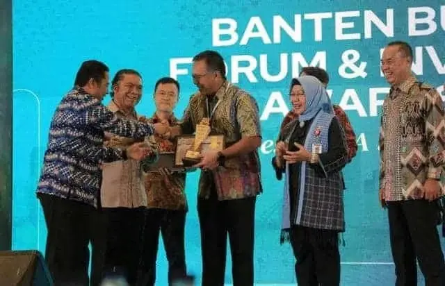 Angka Investasi Meningkat, Pemkot Tangerang Raih Penghargaan dari Pemprov Banten