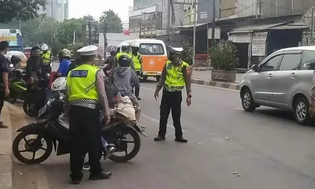 Nunggak Pajak, Ratusan Kendaraan Terjaring Razia di Karawaci