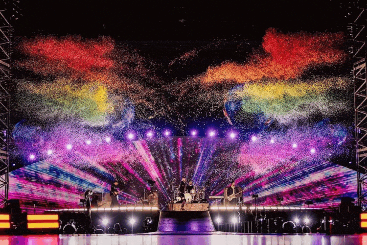 Akses SUGBK Ditutup, Penonton Coldplay Disarankan Naik Transportasi Umum
