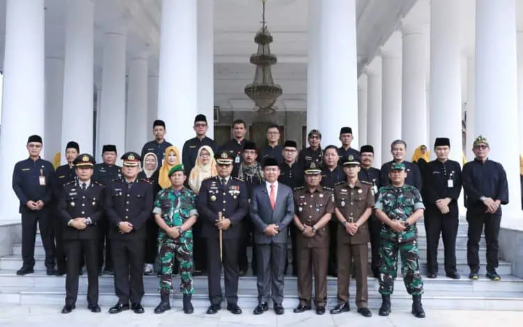 Peringati Hari Pahlawan, Pj Sekda Pemkab Serang Ajak Generasi Muda Isi Pembangunan