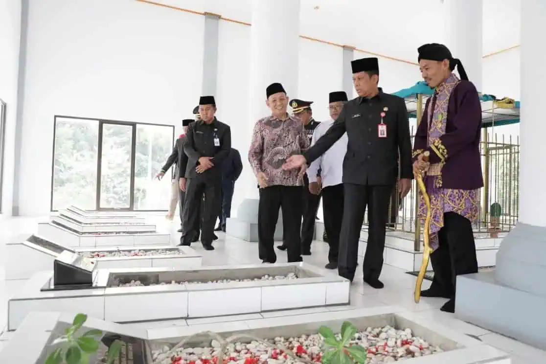 Upacara Peringatan Hari Pahlawan Tingkat Kabupaten Tangerang Berlangsung Hikmat