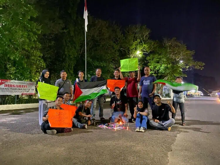 Jurnalis Rangkasbitung Kabupaten Lebak Gelar Aksi Simpatik dan Nyalakan Api Perdamaian