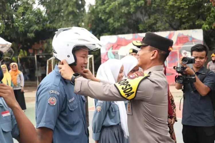 Cegah Kenakalan Remaja, Wakapolda Banten Berikan Penyuluhan Kepada Pelajar
