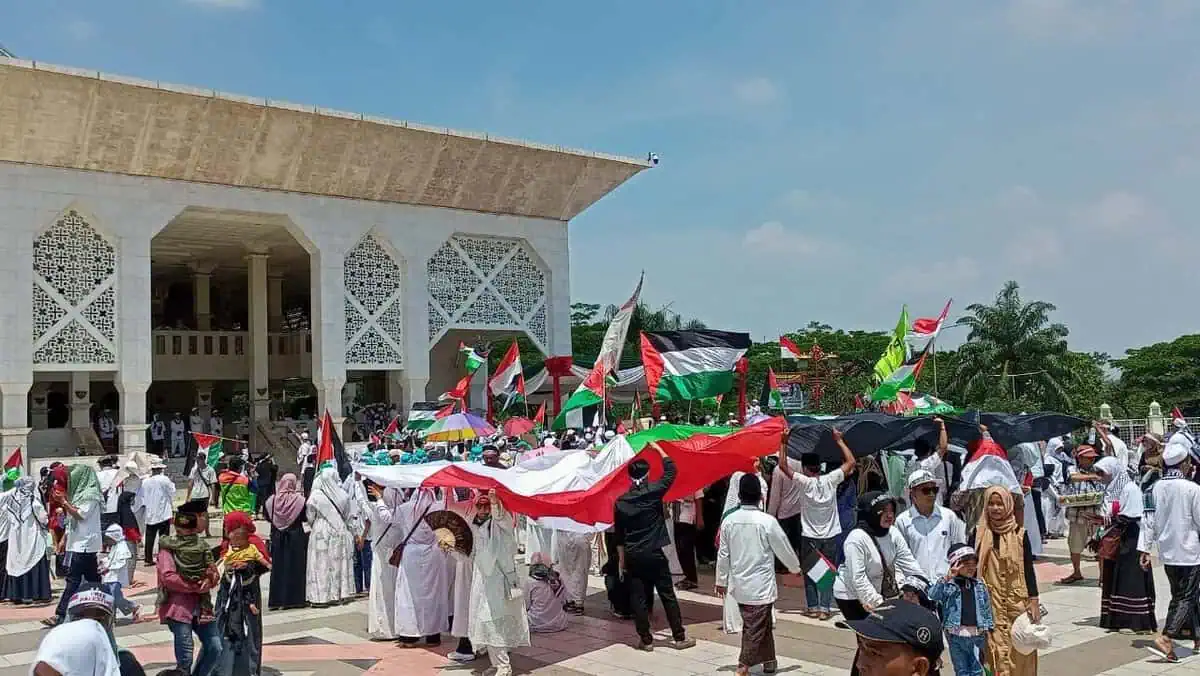 Ratusan Warga Kabupaten Tangerang Galang Dana dan Doakan Palestina