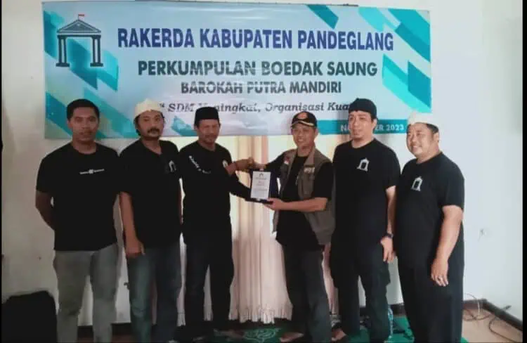 Kerjasama dengan YAT, Perkumpulan Boedak Saung Pandeglang Gagas Desa Percontohan 