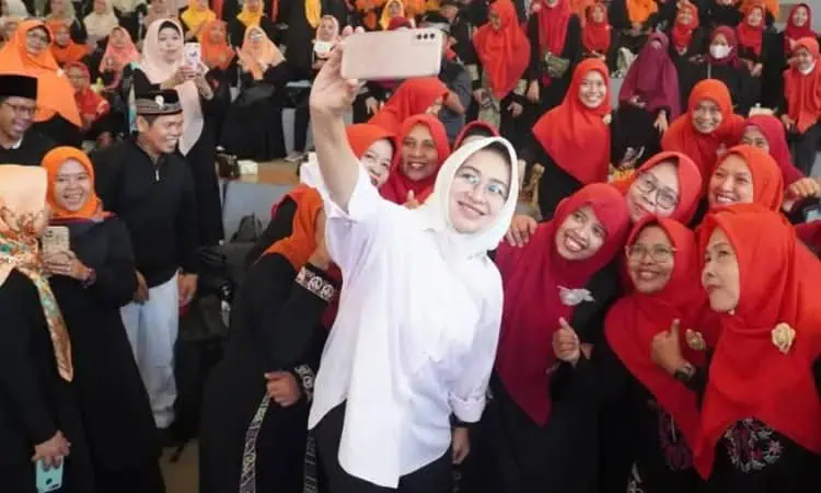 Airin Dorong Guru Profesional Dengan Mengedepankan Mutu