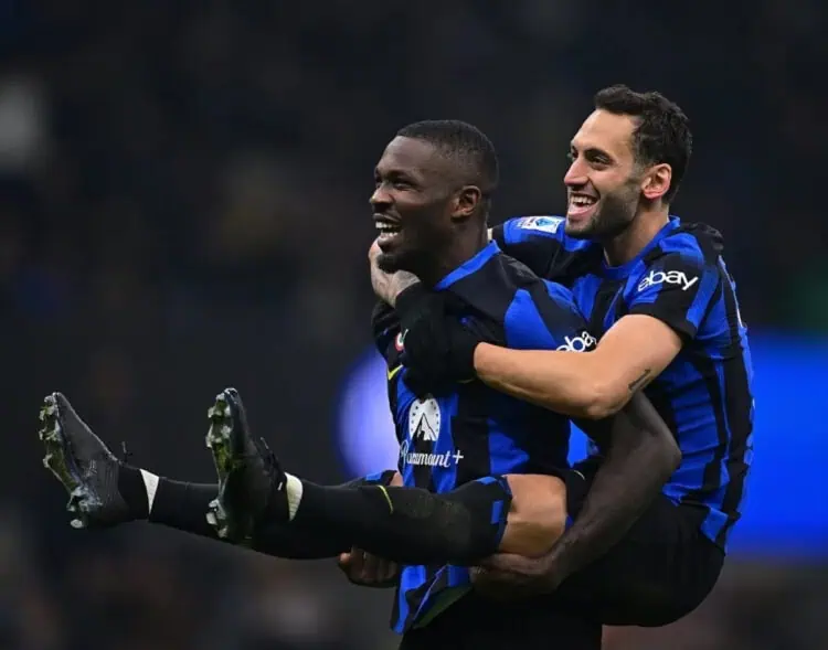 Kalahkan Frosinone, Nerazzurri ke Puncak Klasemen
