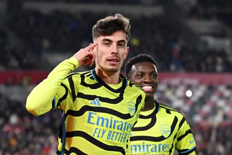 Arsenal Kudeta Manchester City