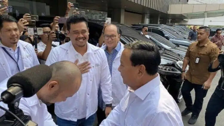 Kata Mantu Presiden pada Prabowo, “Mudah-mudahan Aman Ini Barang, Pak”