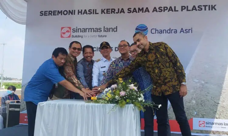 Pembangunan Jalan Aspal dengan Campuran Sampah Plastik di BSD City Diresmikan